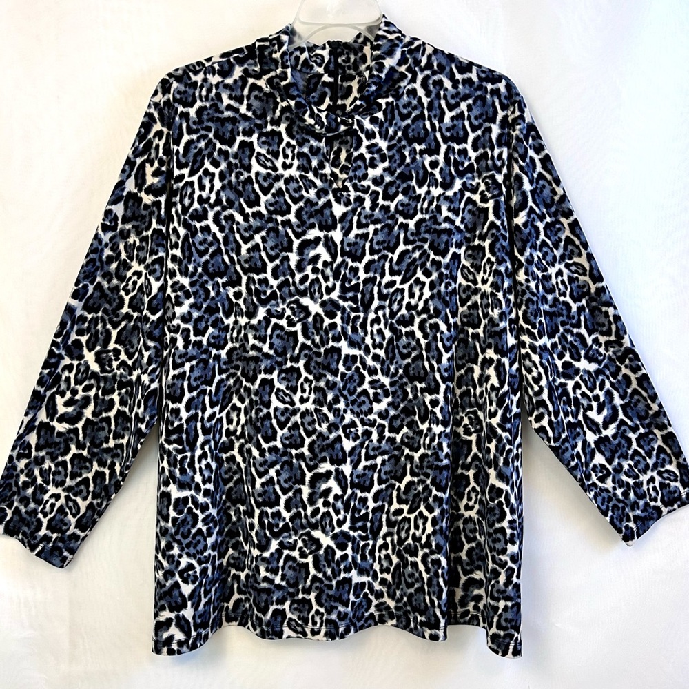 Susan Graver Stretchy Animal Print Keyhole Turtleneck Top 3XL